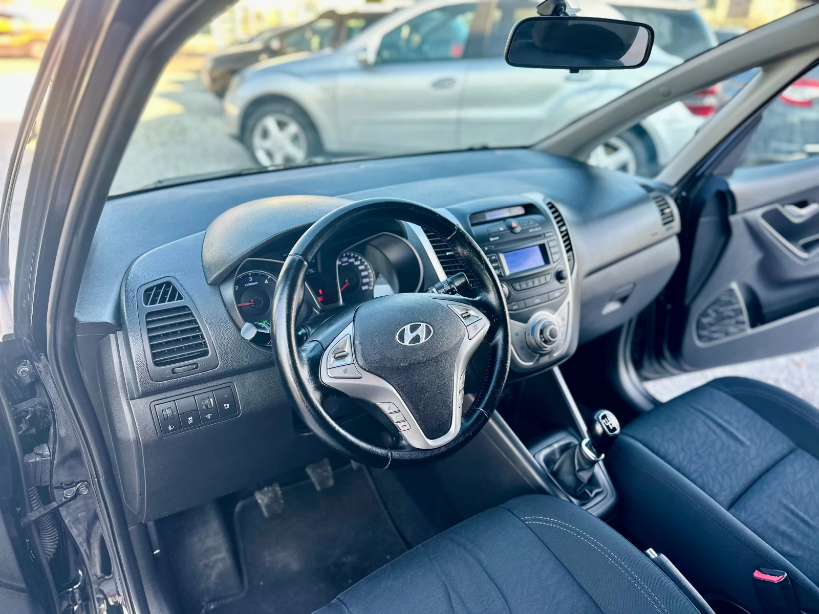 Hyundai Ix20 1.4 CRDI, снимка 15 - Автомобили и джипове - 53779081