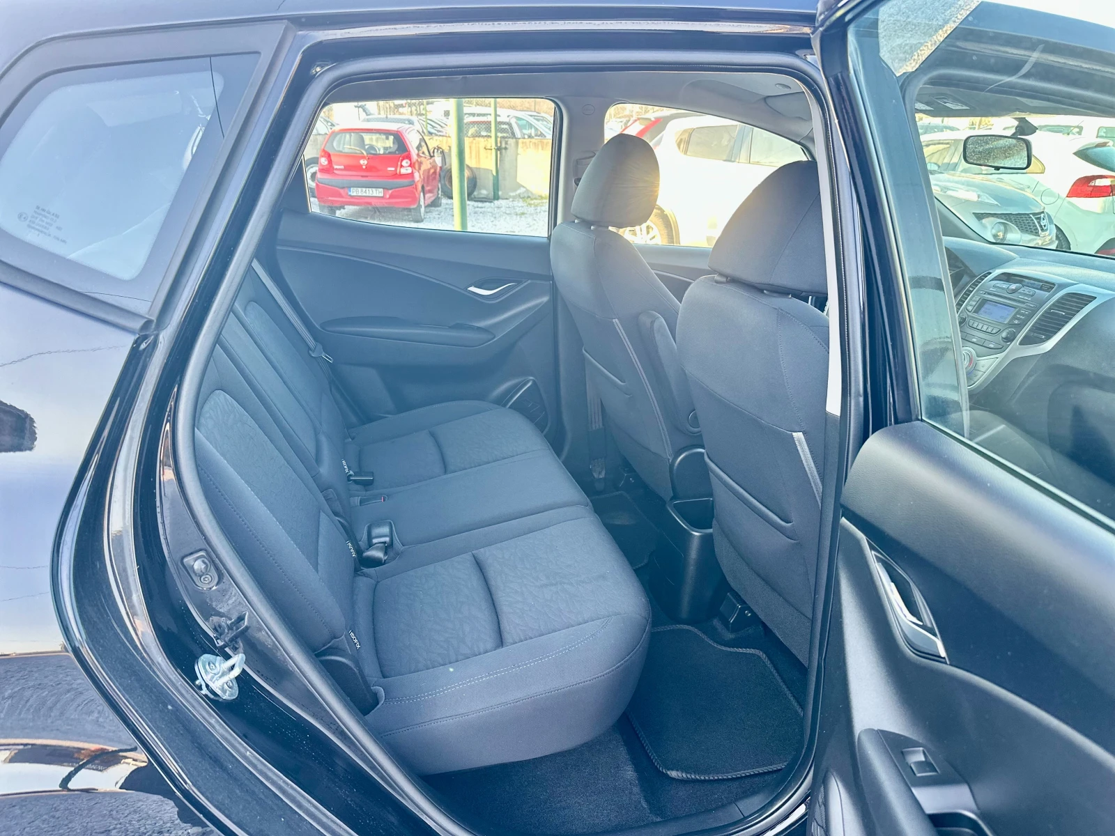 Hyundai Ix20 1.4 CRDI - изображение 10