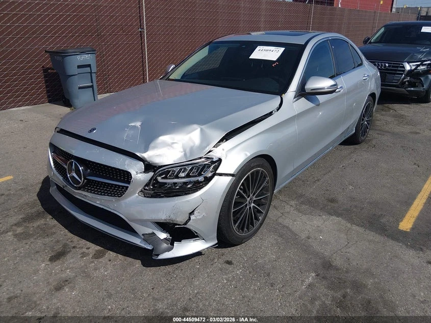 Mercedes-Benz C 300 2.0L I-4 DI, DOHC, VVT, TURBO, 255HP Rear Wheel | Mobile.bg � ����������� 2