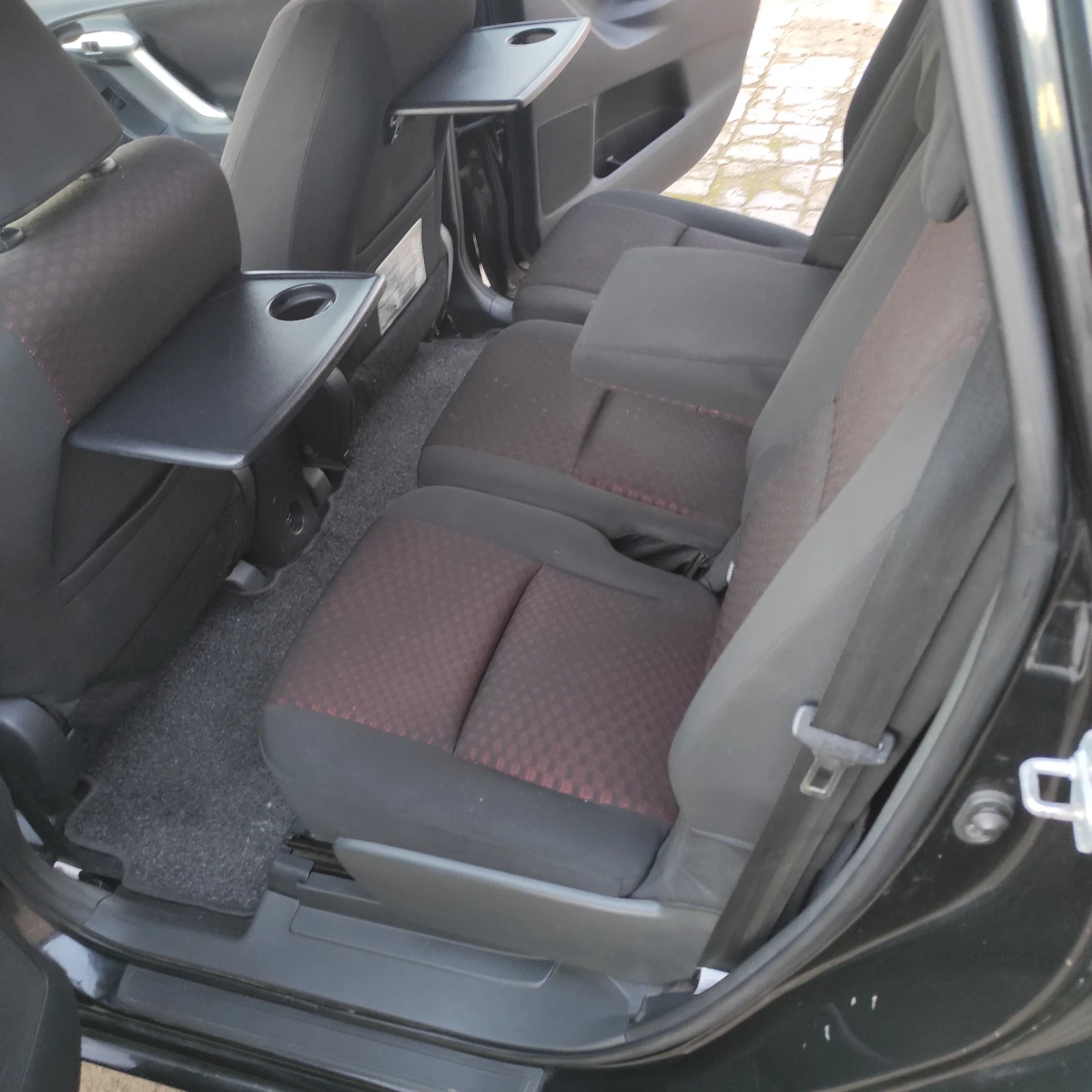 Toyota Verso, снимка 9 - Автомобили и джипове - 54402878