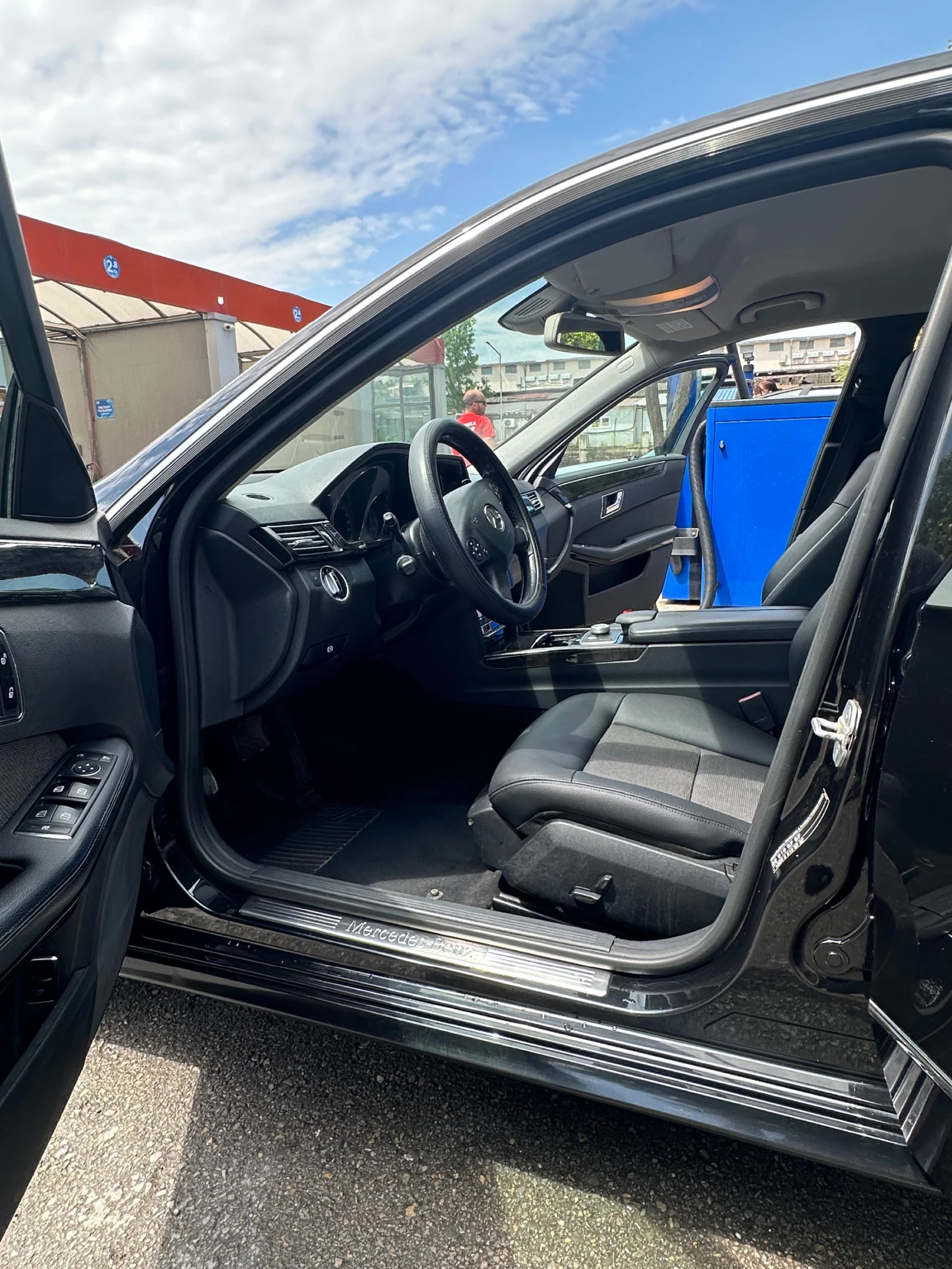 Mercedes-Benz E 350 7G+ / 2ри собственик , снимка 9 - Автомобили и джипове - 54692362