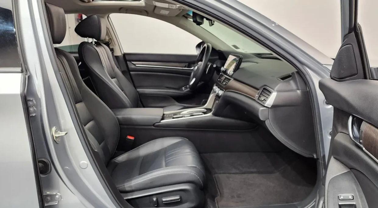 Honda Accord 2.0 Хибрид, снимка 9 - Автомобили и джипове - 55007902