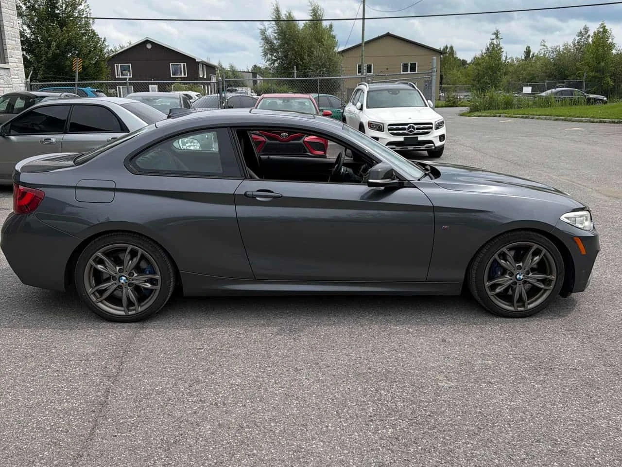BMW 240 * xDrive * ЛИЦЕНЗИРАН ДИЛЪР * CARFAX, снимка 12 - Автомобили и джипове - 55593372