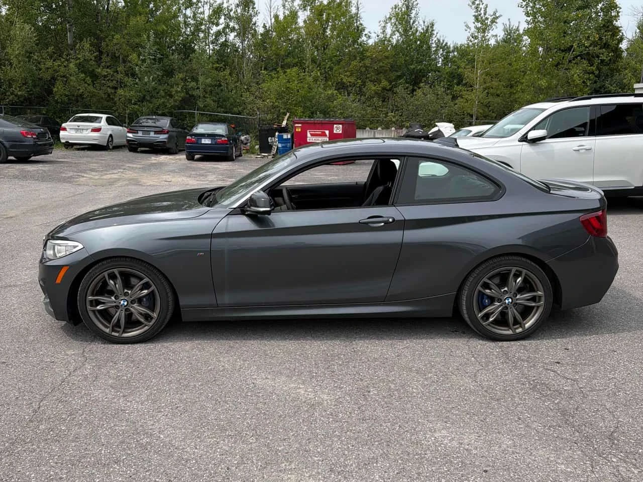BMW 240 * xDrive * ЛИЦЕНЗИРАН ДИЛЪР * CARFAX, снимка 11 - Автомобили и джипове - 55593372