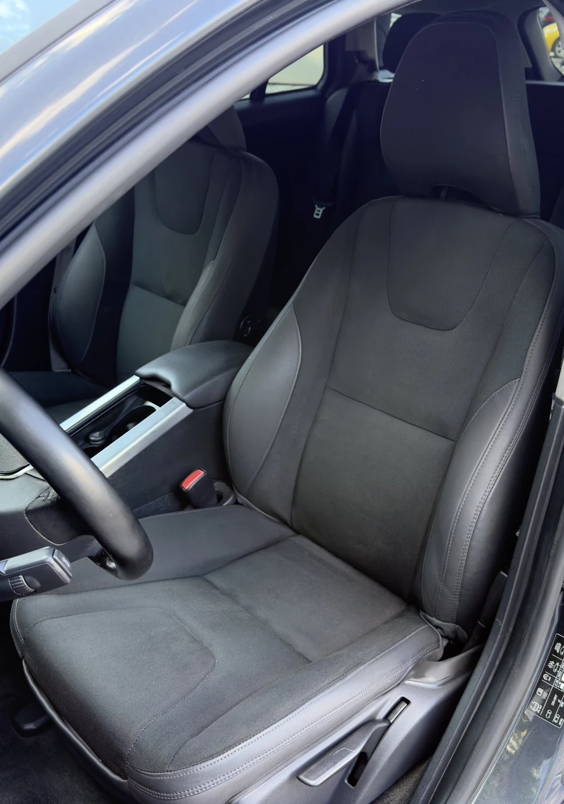 Volvo V60 Volvo V60 - 2.0D, 163кс, снимка 14 - Автомобили и джипове - 55728697