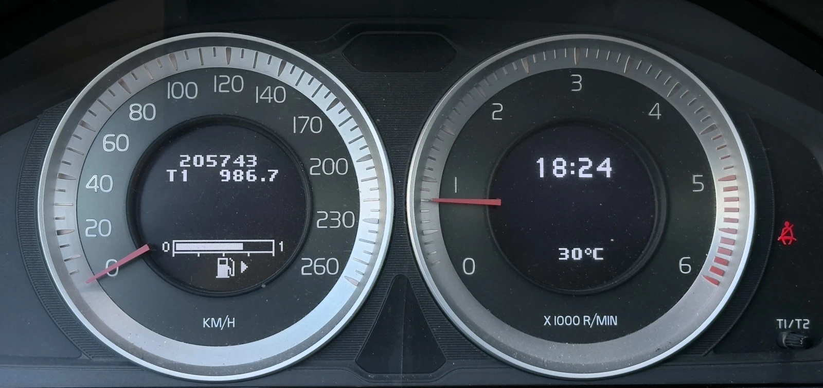 Volvo V60 Volvo V60 - 2.0D, 163кс, снимка 9 - Автомобили и джипове - 55728697