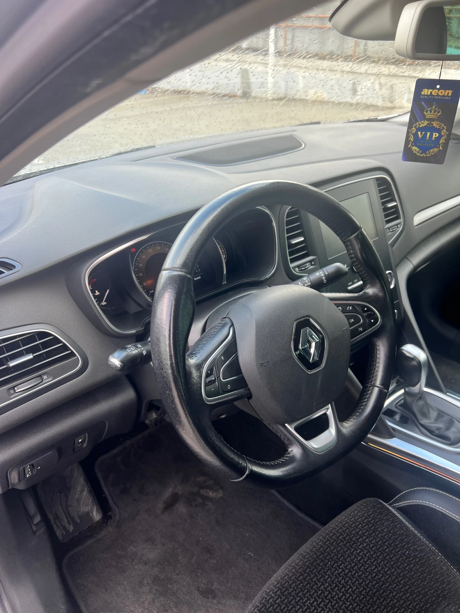 Renault Megane, снимка 8 - Автомобили и джипове - 55955230