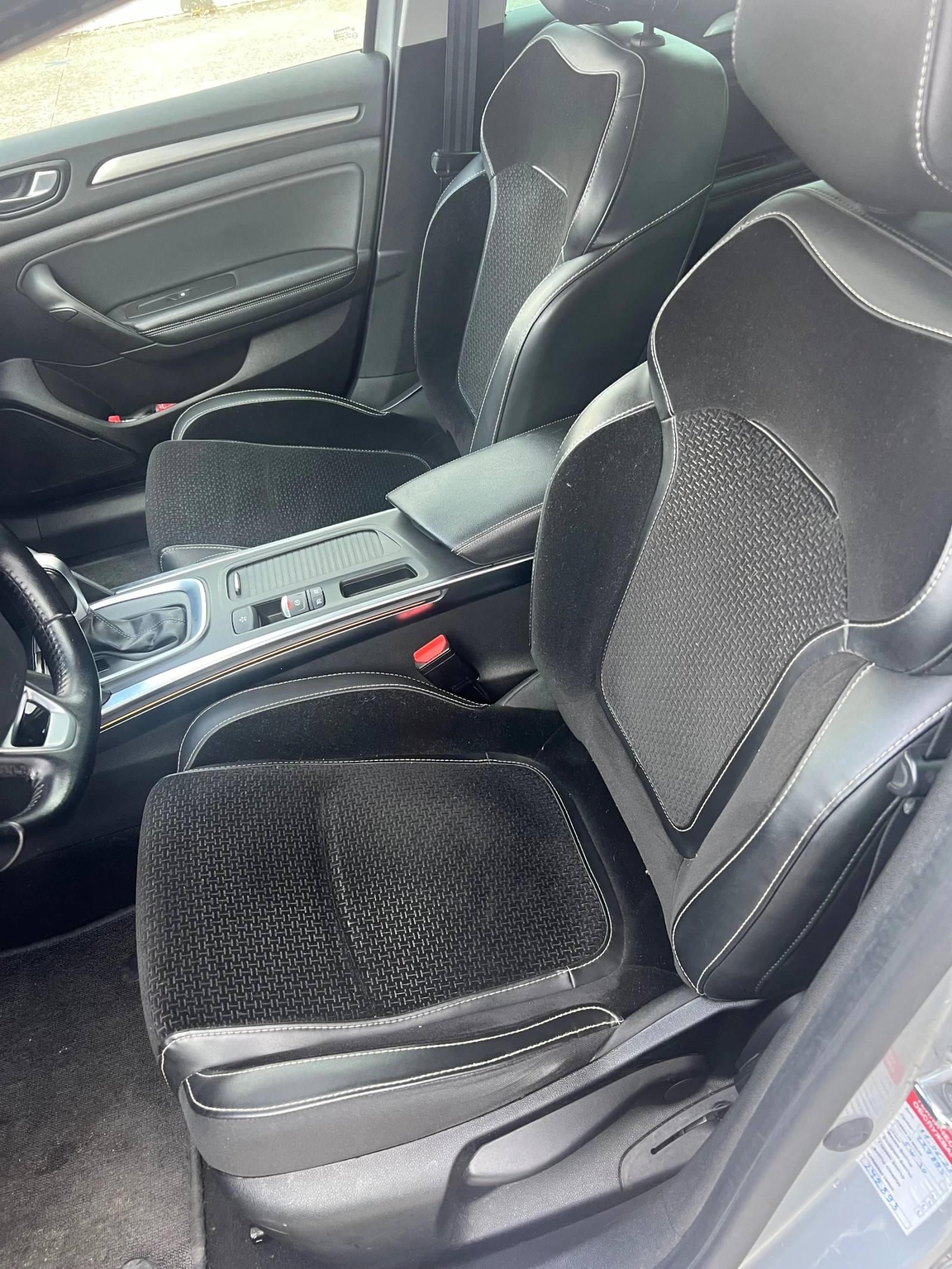 Renault Megane, снимка 7 - Автомобили и джипове - 55955230