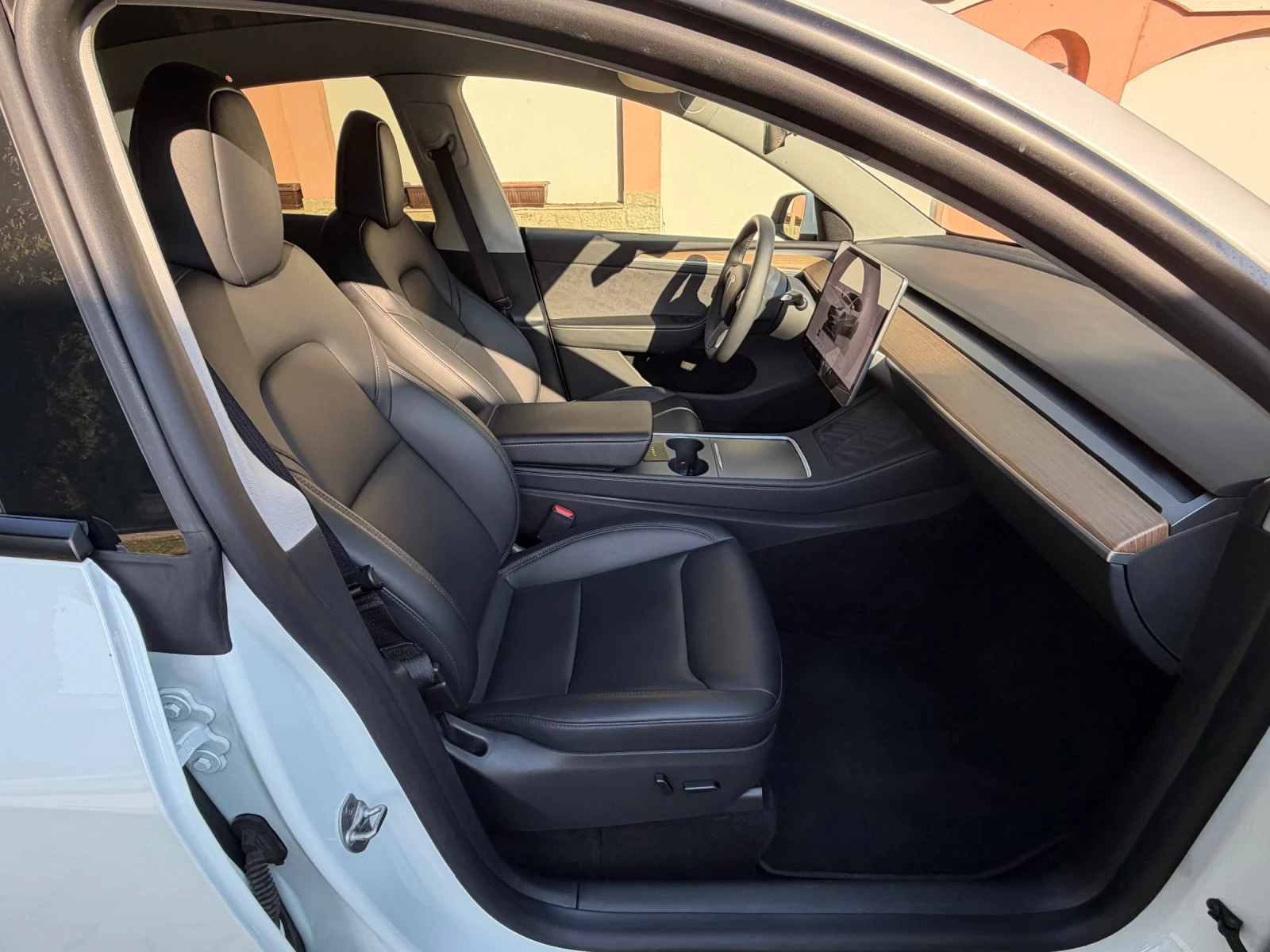 Tesla Model Y LongRange/DualMotor/514hp/2023/BERLIN/99�.�� | Mobile.bg � ����������� 12