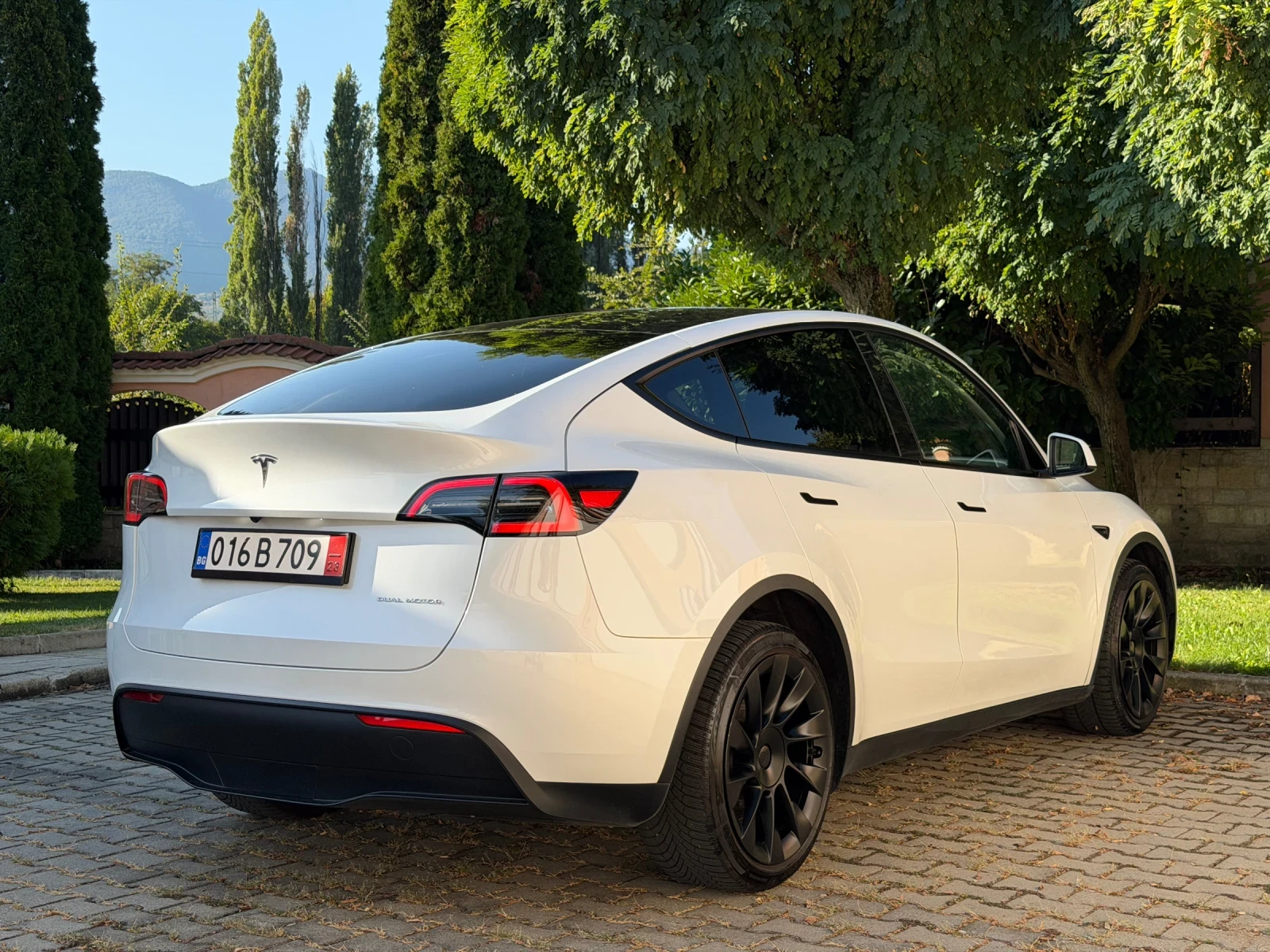 Tesla Model Y LongRange/DualMotor/514hp/2023/BERLIN/99�.�� | Mobile.bg � ����������� 4