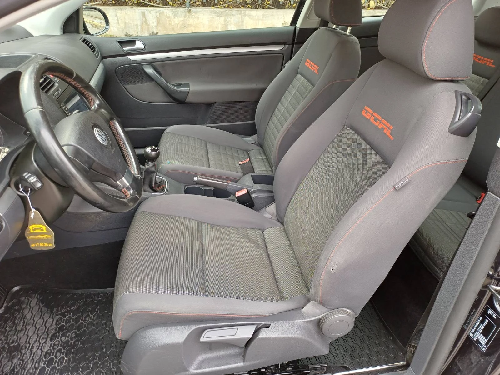VW Golf 1.6 FSI Goal LPG, снимка 10 - Автомобили и джипове - 56353082