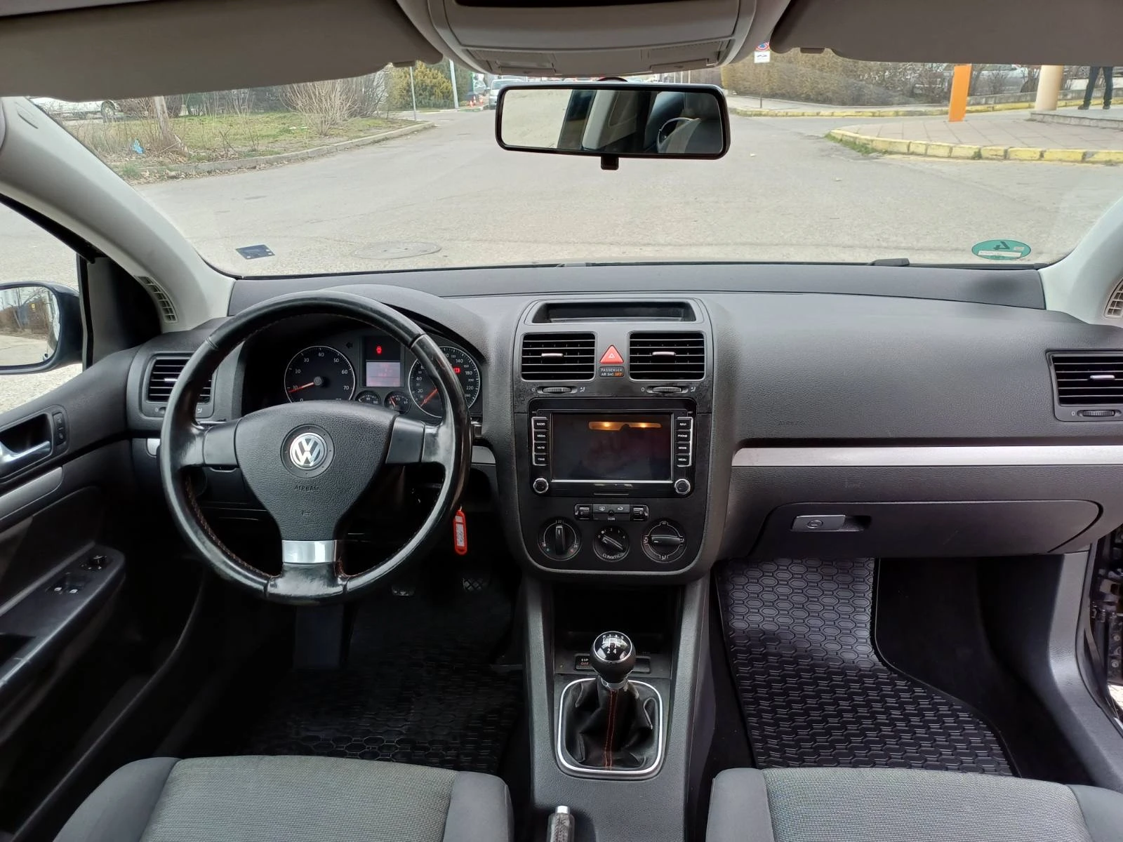 VW Golf 1.6 FSI Goal LPG, снимка 12 - Автомобили и джипове - 56353082