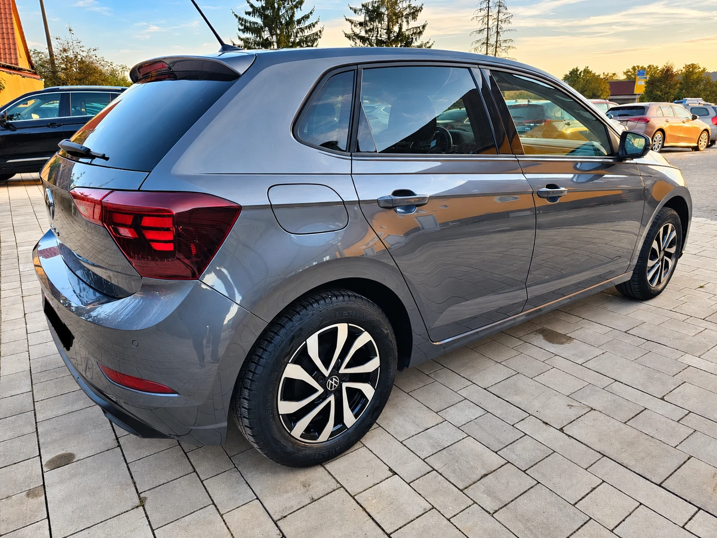 VW Polo VI Active, снимка 6 - Автомобили и джипове - 56643910