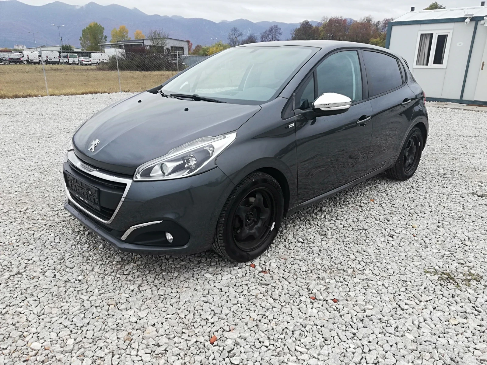 Peugeot 208 1.2i klima