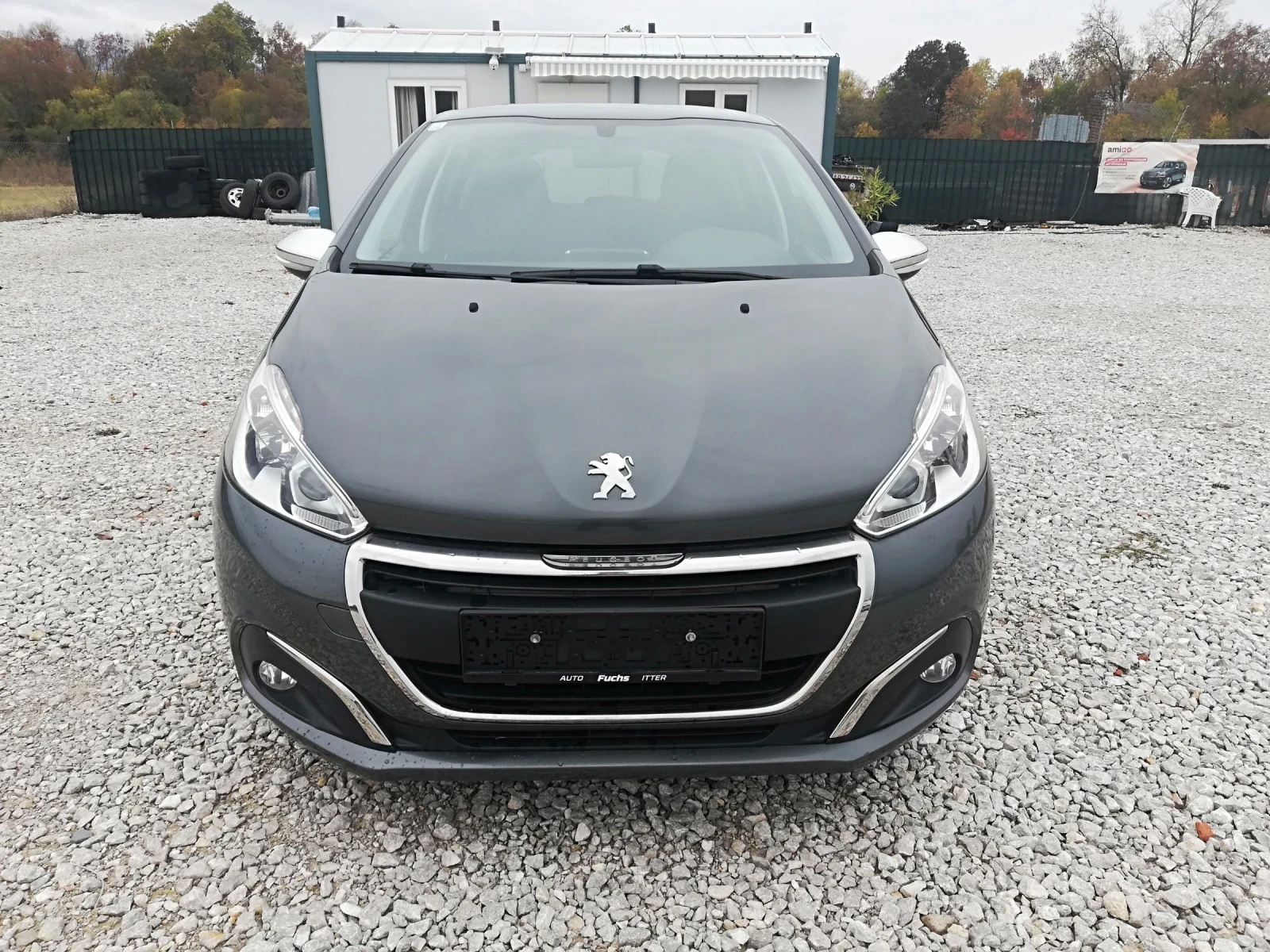 Peugeot 208 1.2i klima, снимка 2 - Автомобили и джипове - 56724301