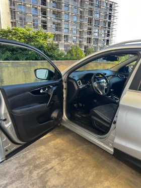 Nissan Qashqai 1.6 dCi Pure Drive Tekna | Панорама | 360  камери , снимка 7