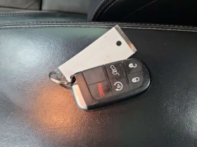 Jeep Grand cherokee SRT| PANO| DISTRONIC| ОБДУХВАНЕ|  | Auto.bg — изображение 17