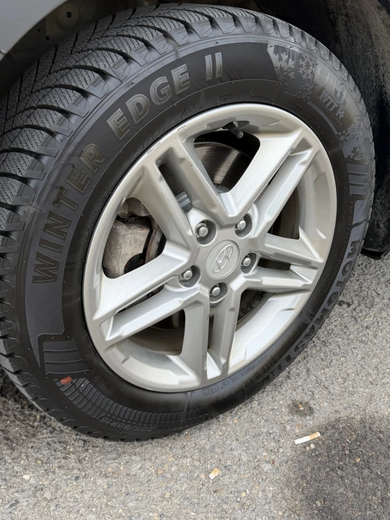 Hyundai Kona Hyundai Kona 2.0 Бензин Автомат 4х4, снимка 14 - Автомобили и джипове - 52841777