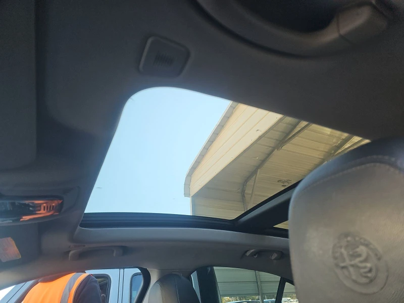 Alfa Romeo Stelvio Sport, снимка 14 - Автомобили и джипове - 52852476