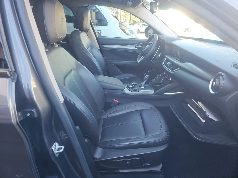 Alfa Romeo Stelvio Sport, снимка 12 - Автомобили и джипове - 52852476