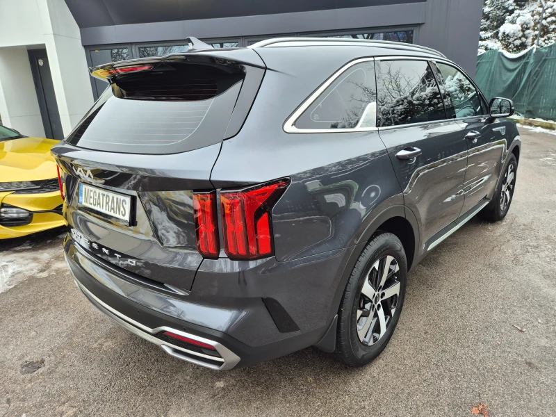 Kia Sorento 2.2 CRDI 4X4 - Наличен в БГ, снимка 4 - Автомобили и джипове - 53355430