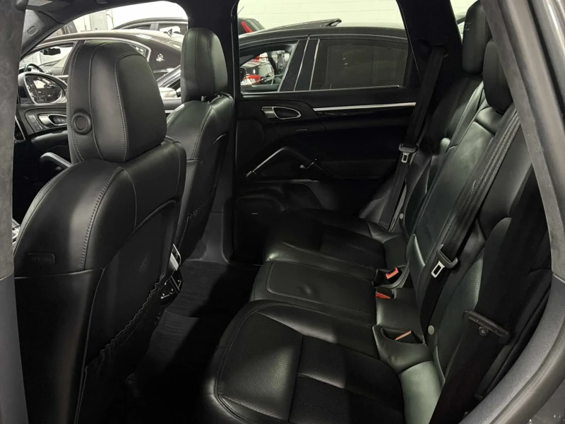 Porsche Cayenne GTS 3.6L V6 440кс * Soft Close* , снимка 14 - Автомобили и джипове - 53567920