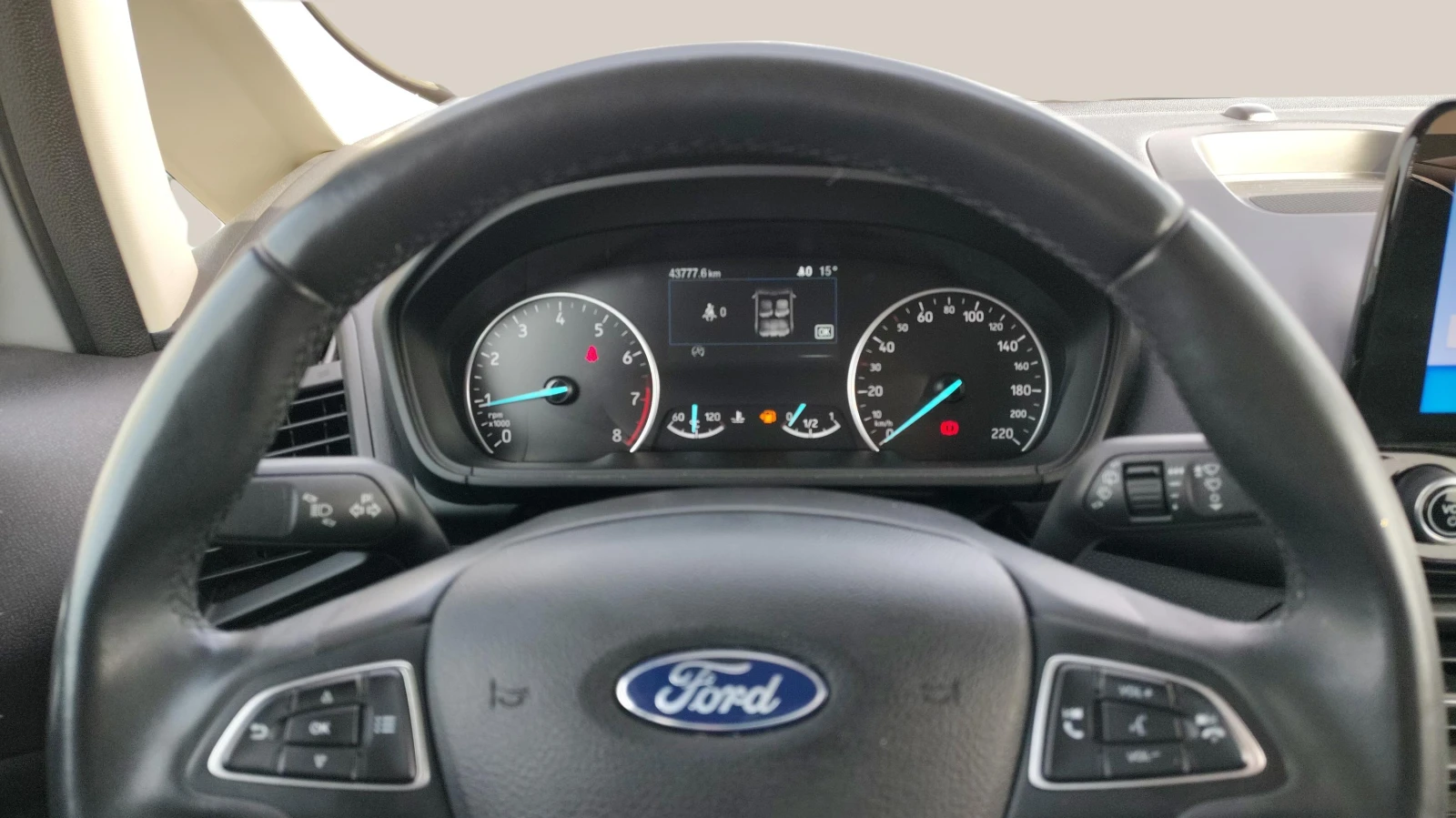 Ford EcoSport 1.0 EcoBoost - изображение 8