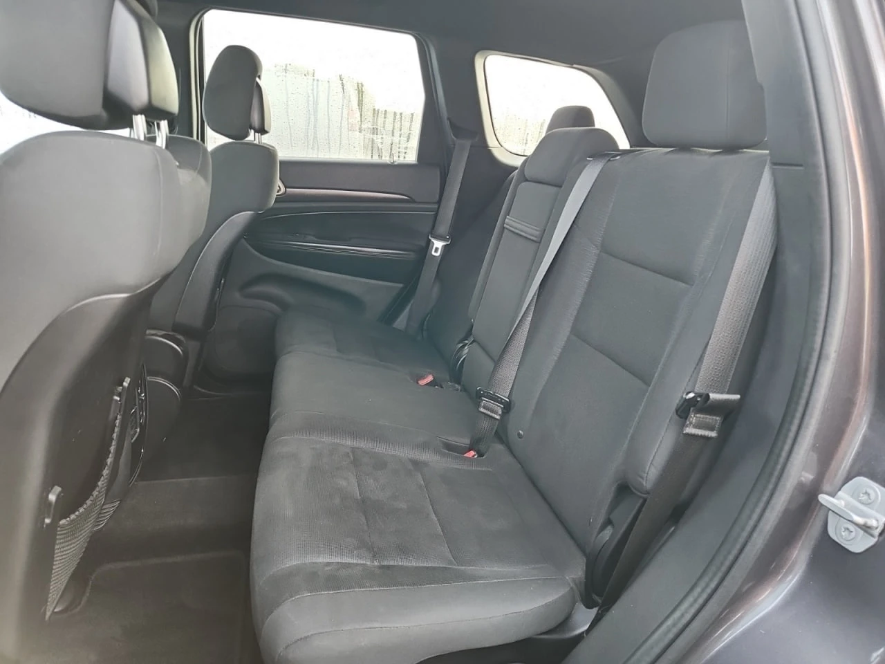 Jeep Grand cherokee * АВТО КРЕДИТ* ЦЕНА ДО БГ * СЕРВИЗНА ИСТОРИЯ *  - изображение 10