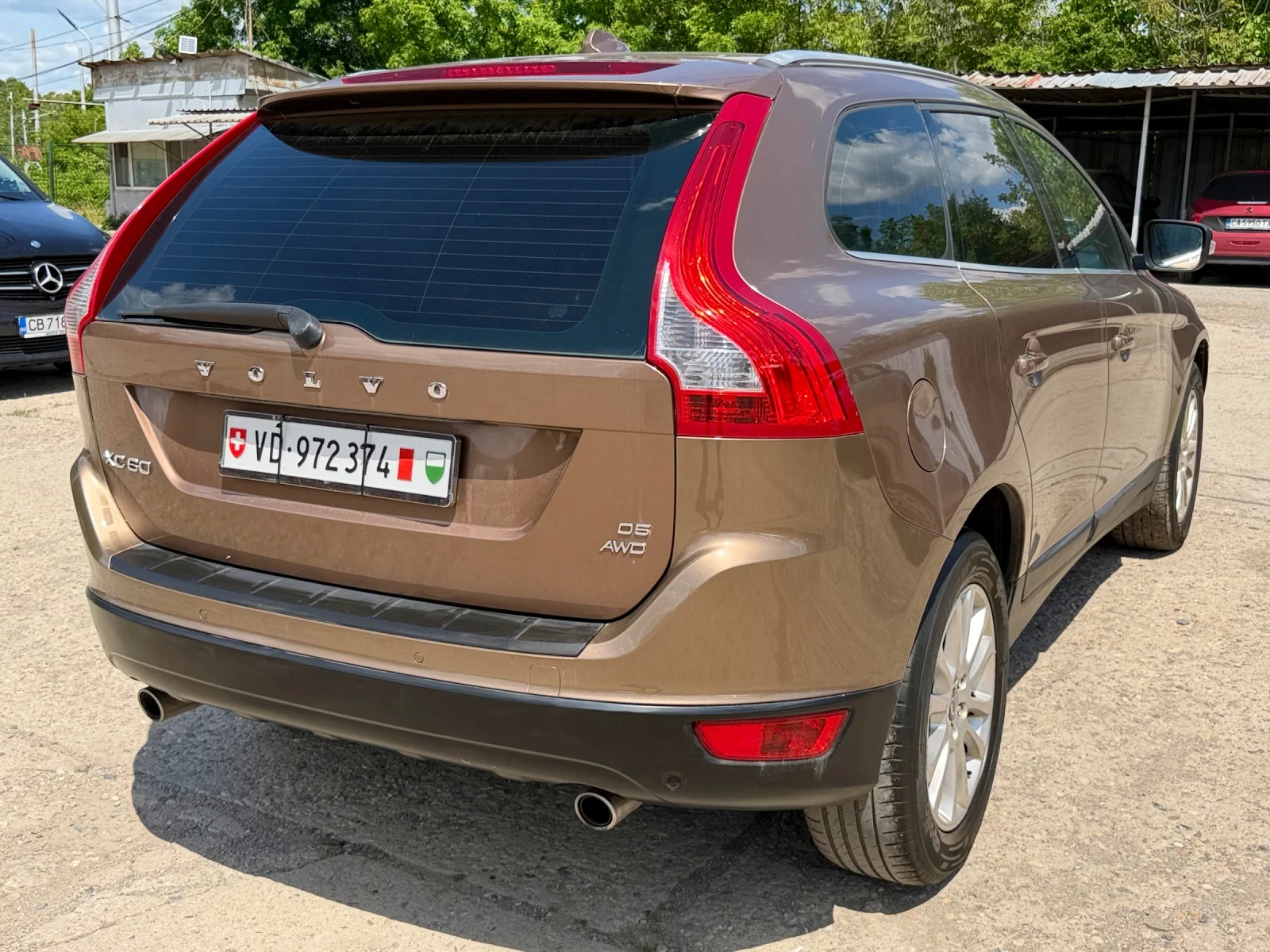 Volvo XC60 2.4-D5 215к.с. SUMMUM, снимка 4 - Автомобили и джипове - 52380356