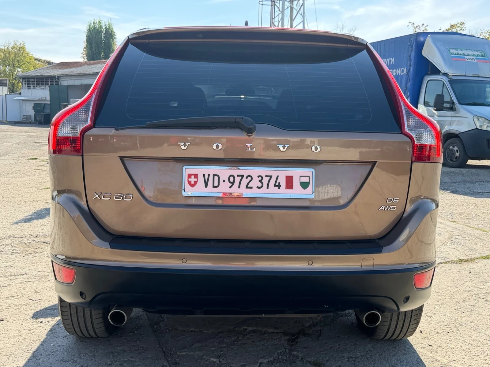Volvo XC60 2.4-D5 215к.с. SUMMUM, снимка 4 - Автомобили и джипове - 52380356