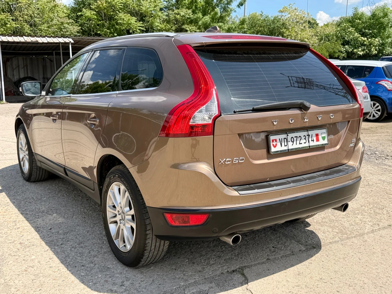 Volvo XC60 2.4-D5 215к.с. SUMMUM, снимка 3 - Автомобили и джипове - 52380356