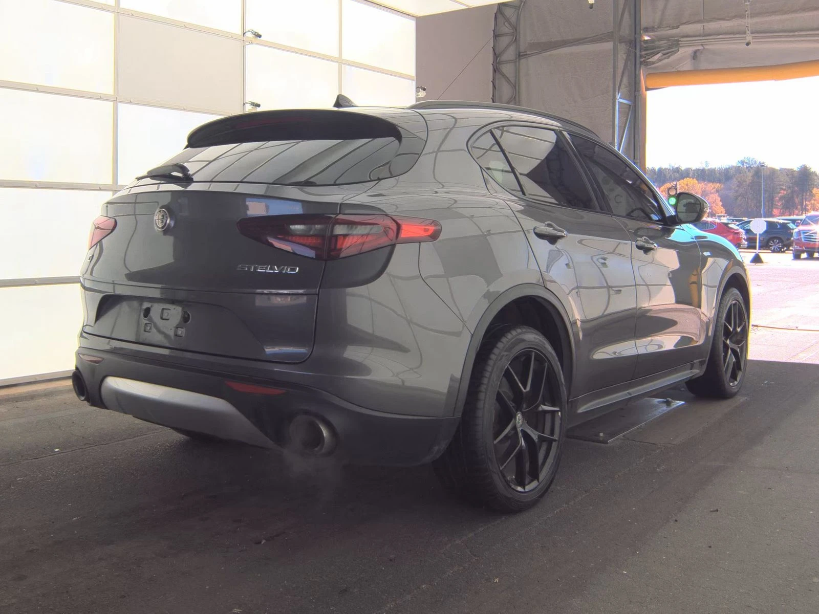 Alfa Romeo Stelvio Sport - изображение 4