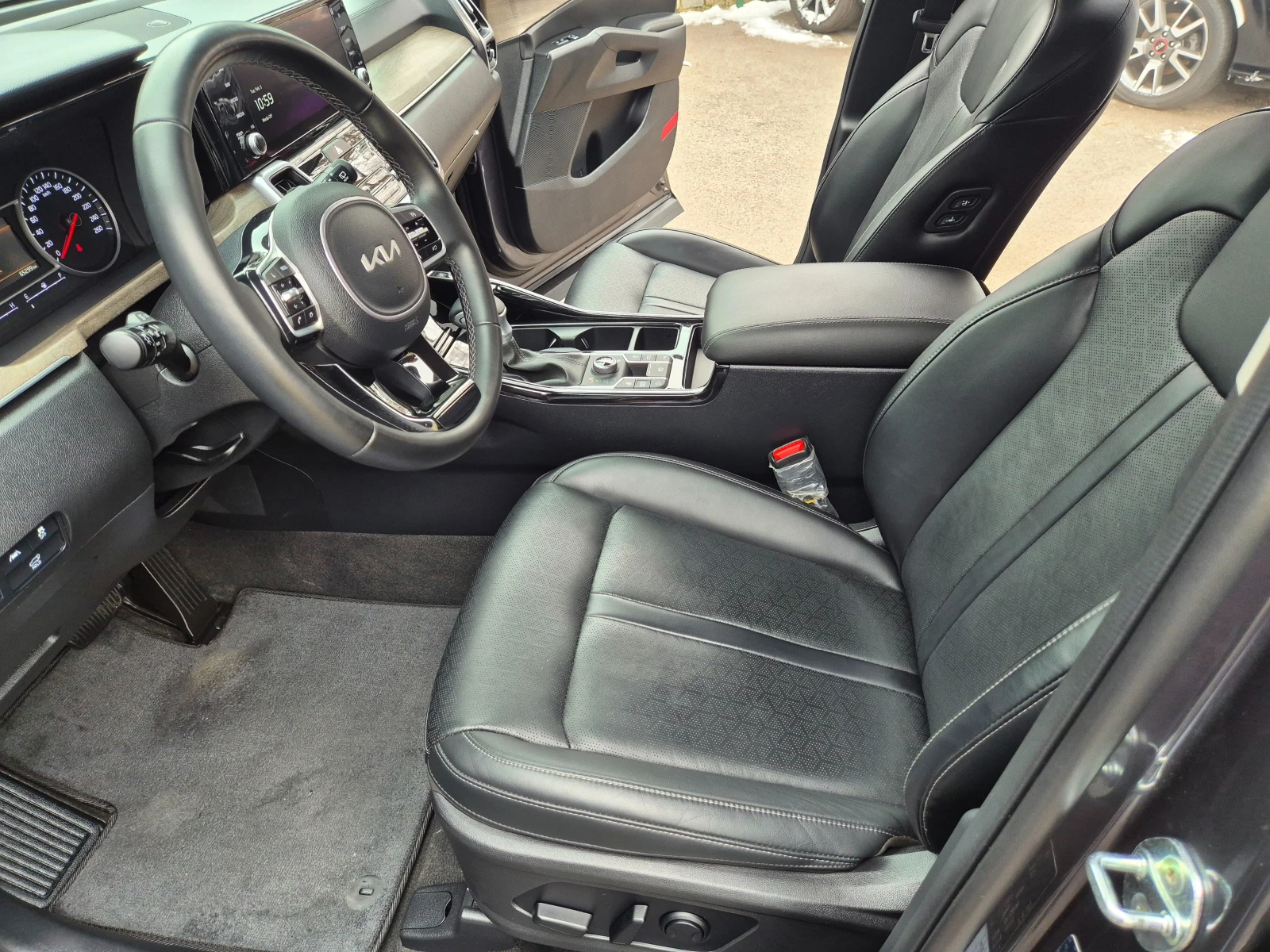 Kia Sorento 2.2 CRDI 4X4 - Наличен в БГ - изображение 5