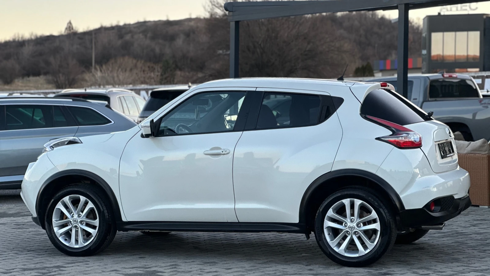 Nissan Juke AVTOMATIK* KEYLESS* NAVI* LED* TOP*  - изображение 4