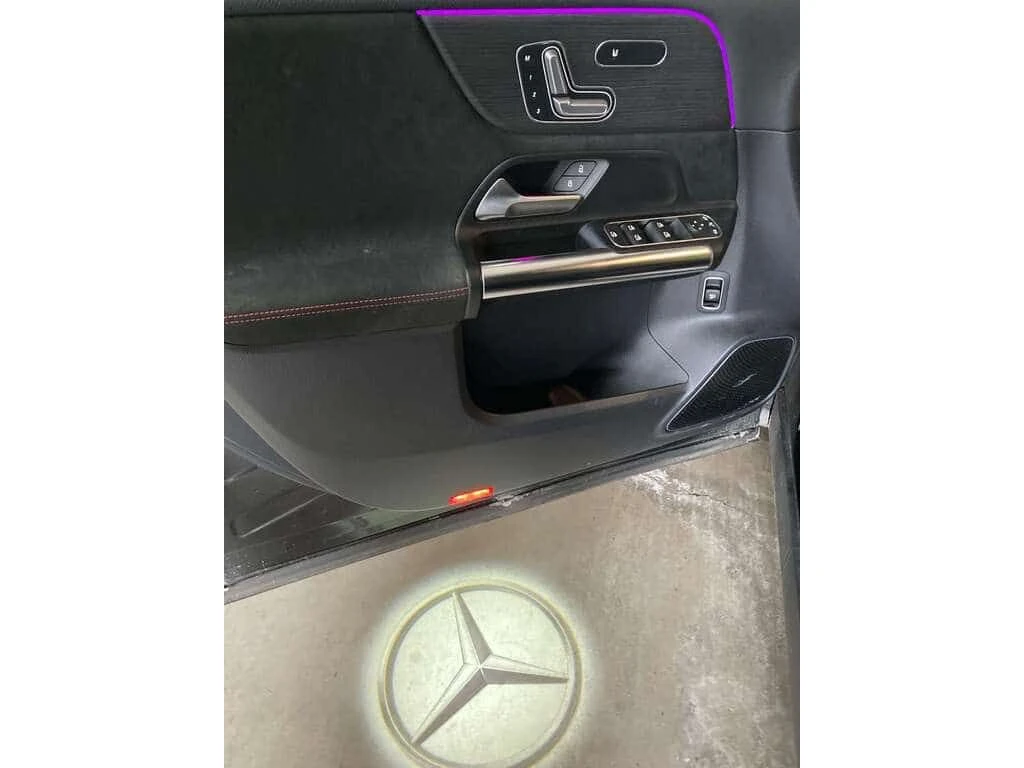 Mercedes-Benz GLA 45 AMG /360/DISTRONIC/BURMESTER, снимка 12 - Автомобили и джипове - 54174734