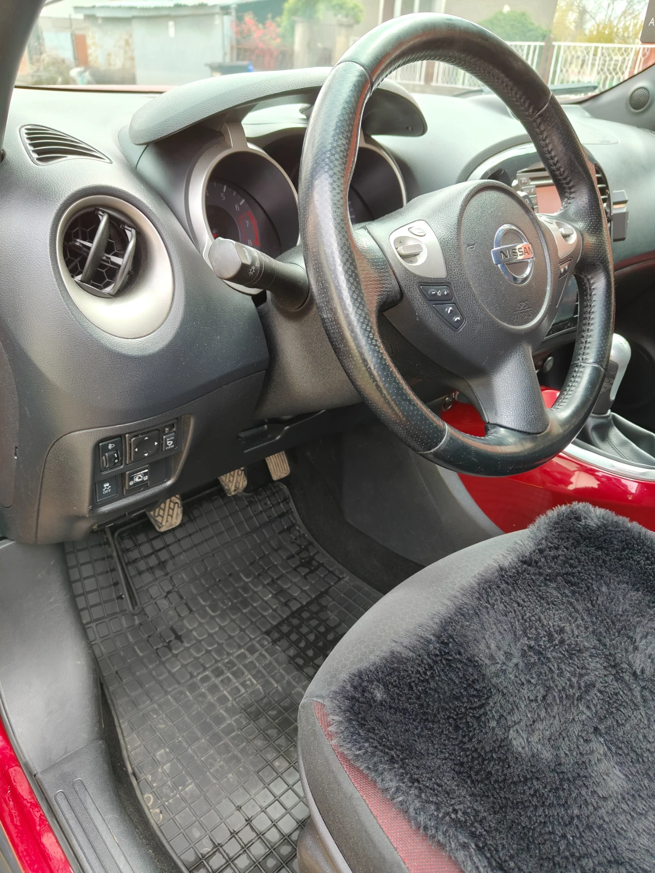 Nissan Juke, снимка 12 - Автомобили и джипове - 54321505