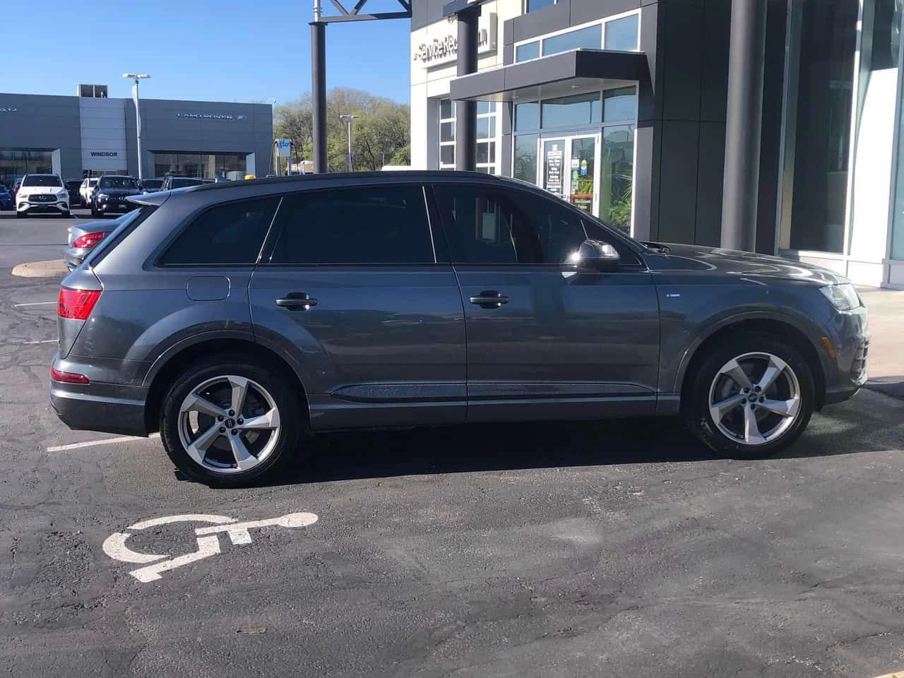 Audi Q7 * Technik * S-LINE * 360 * PANORAMIC PROOF , снимка 5 - Автомобили и джипове - 54258349