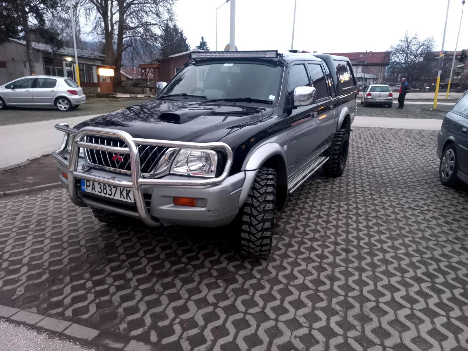 Mitsubishi L200 2.5 116, снимка 3 - Автомобили и джипове - 54859606