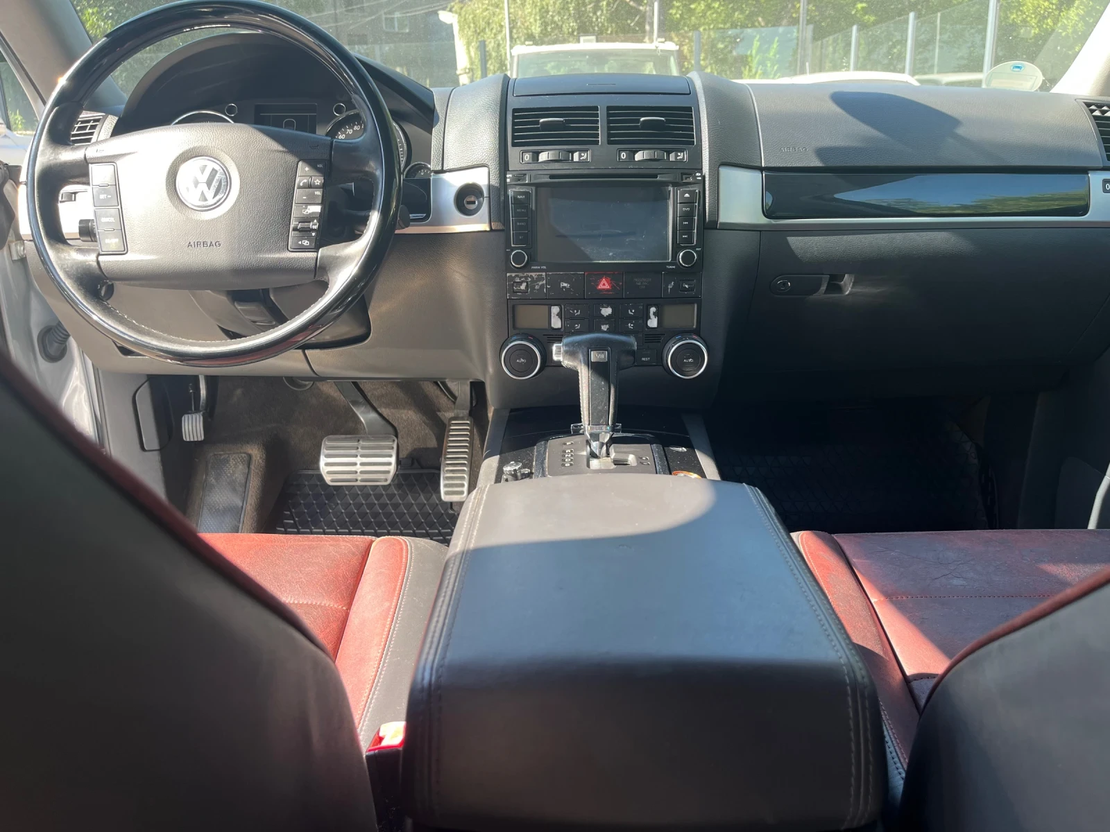 VW Touareg 4.2/V8/4x4, снимка 7 - Автомобили и джипове - 55698401
