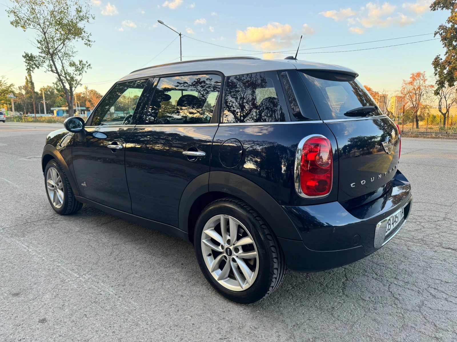 Mini Countryman 2.0D ALL4, снимка 7 - Автомобили и джипове - 56261548