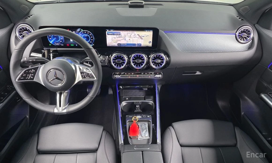 Mercedes-Benz EQA, снимка 7 - Автомобили и джипове - 56594627