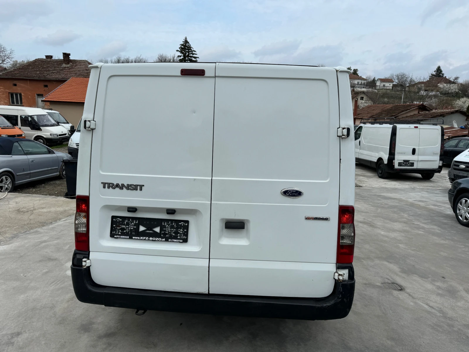 Ford Transit 2.2D КЛИМАТИК - изображение 6