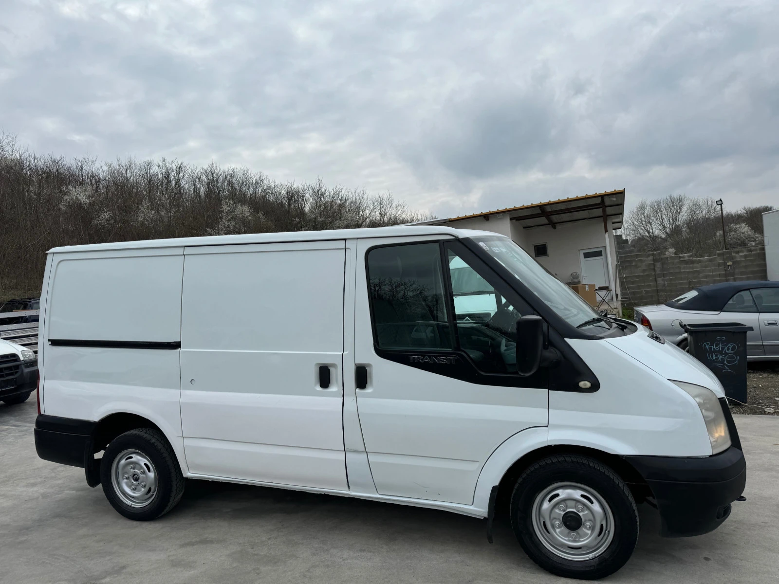 Ford Transit 2.2D КЛИМАТИК - изображение 4