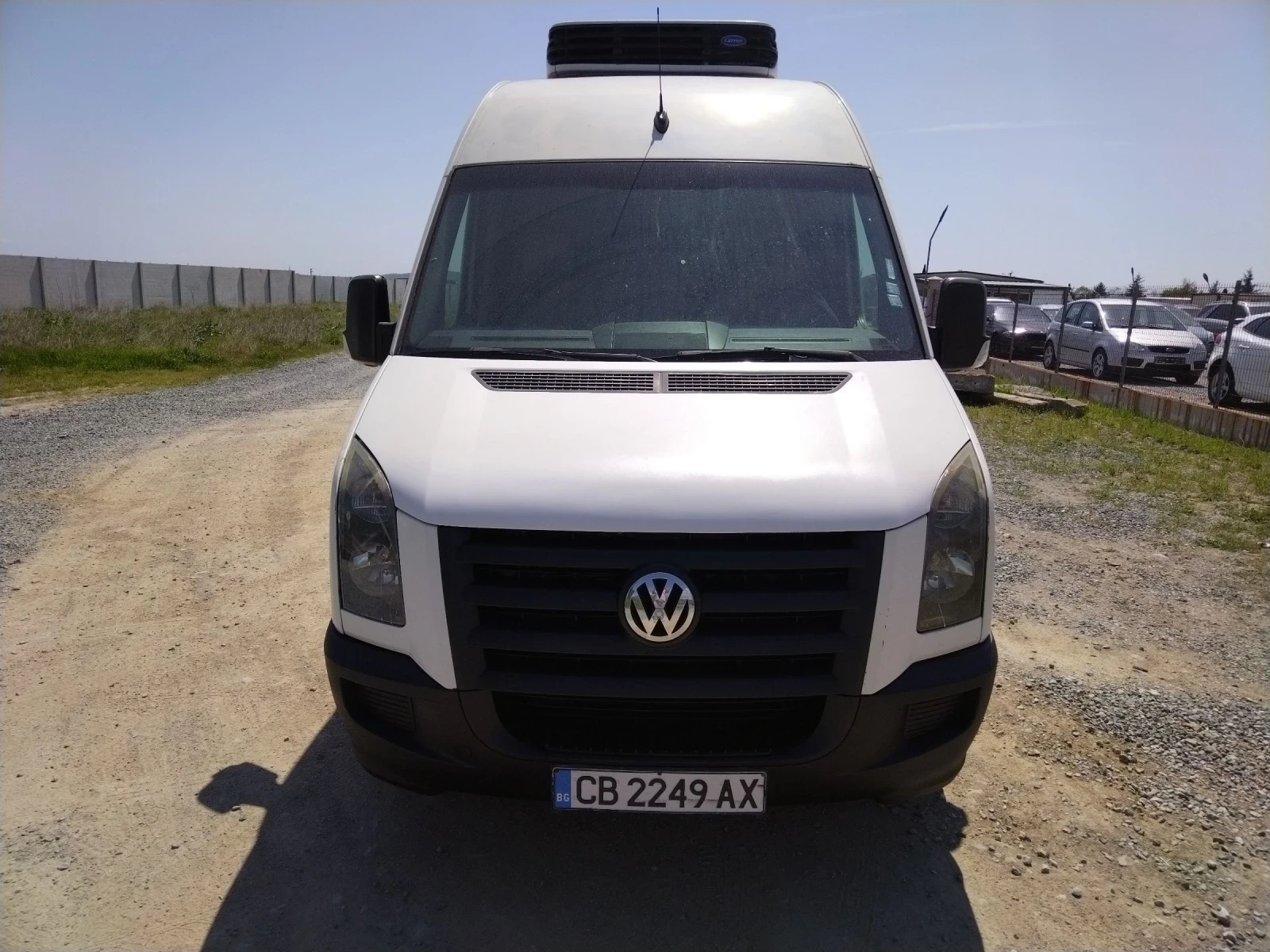 VW Crafter 6 скорости, хладилен, климатик  - изображение 2