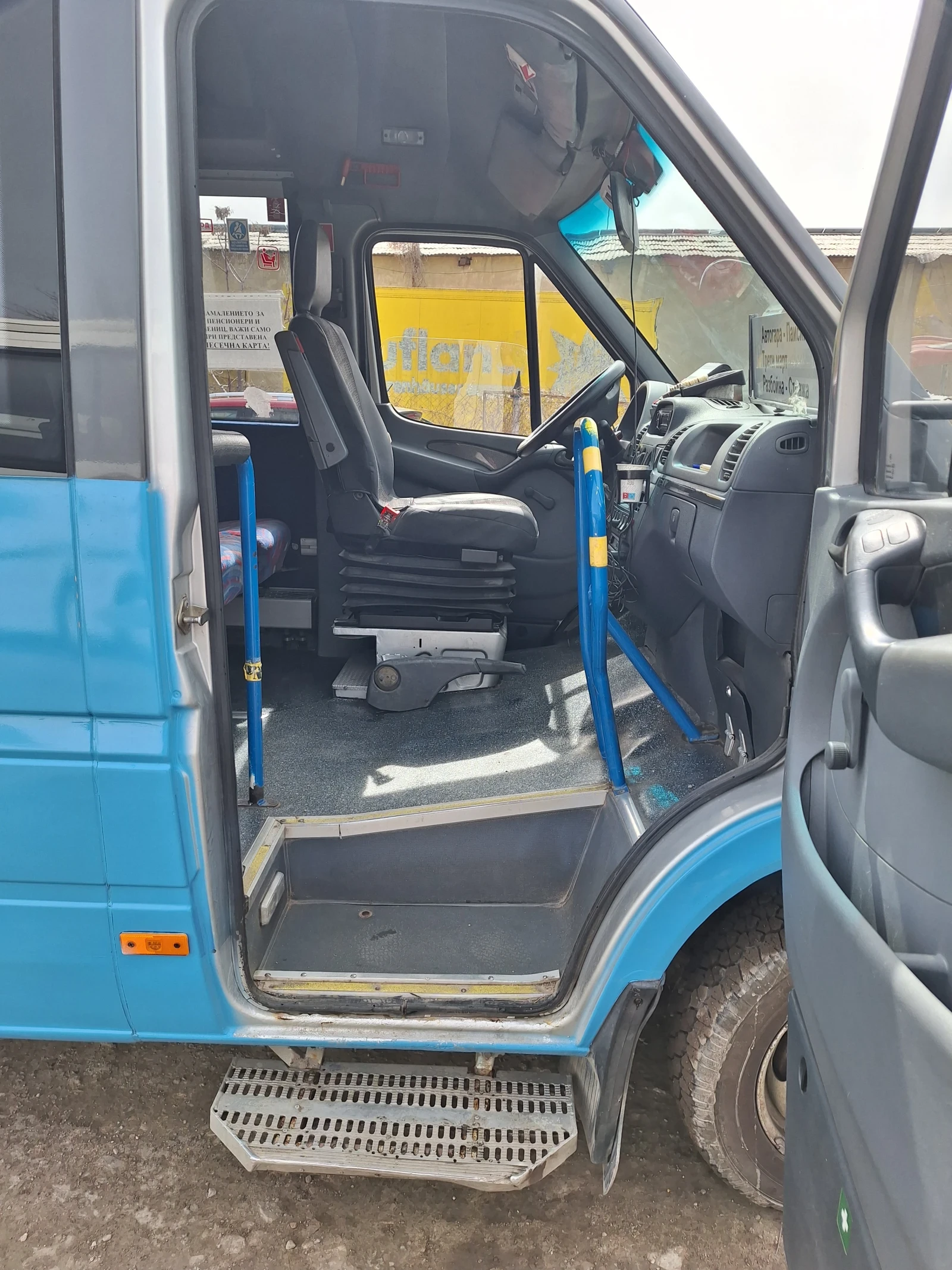 Mercedes-Benz Sprinter 416  - изображение 8