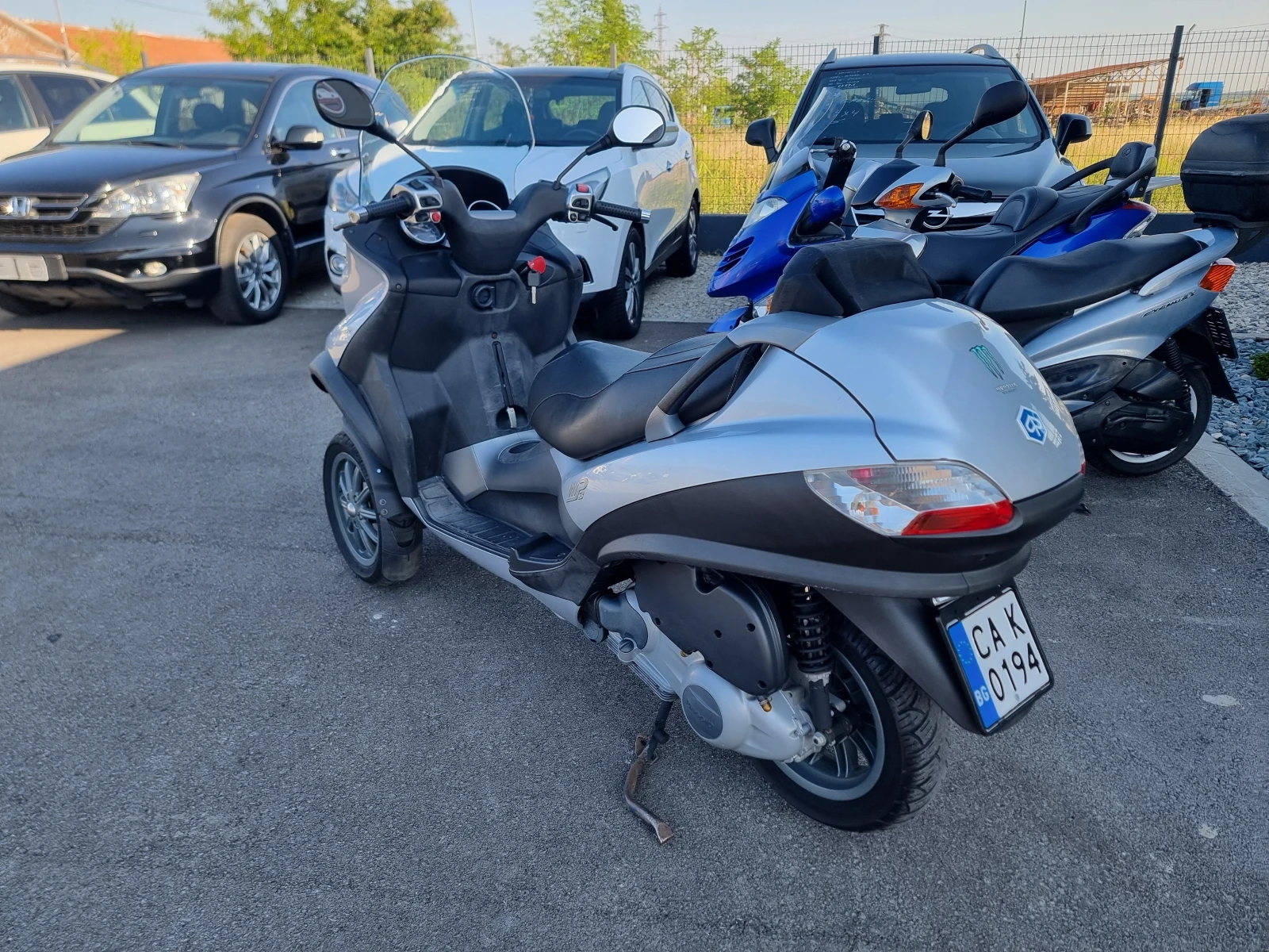 Piaggio Mp3 250 - изображение 7