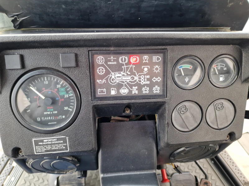 Трактор Deutz-Fahr 90, снимка 16 - Селскостопанска техника - 52774497