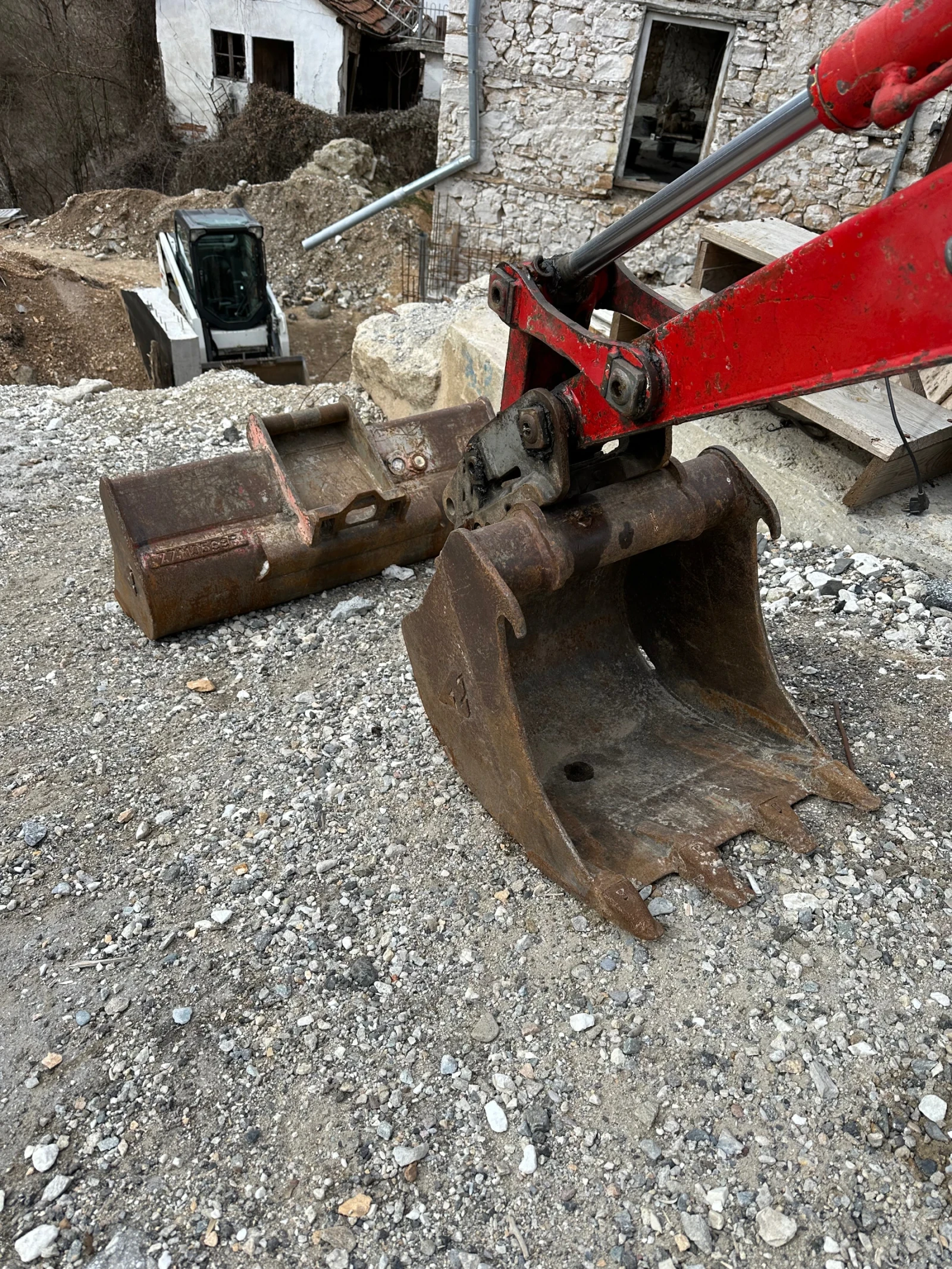 Багер Yanmar Vio -2405 kg - изображение 4