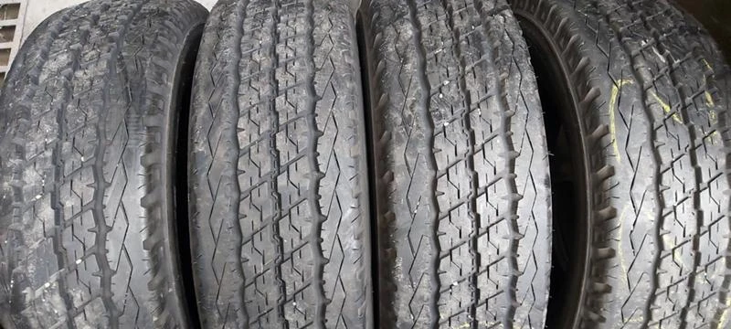 Гуми Летни 215/70R15, снимка 1 - Гуми и джанти - 32282681