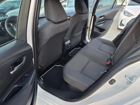 Toyota Corolla  8 HYBRID A/T 122кс, снимка 12